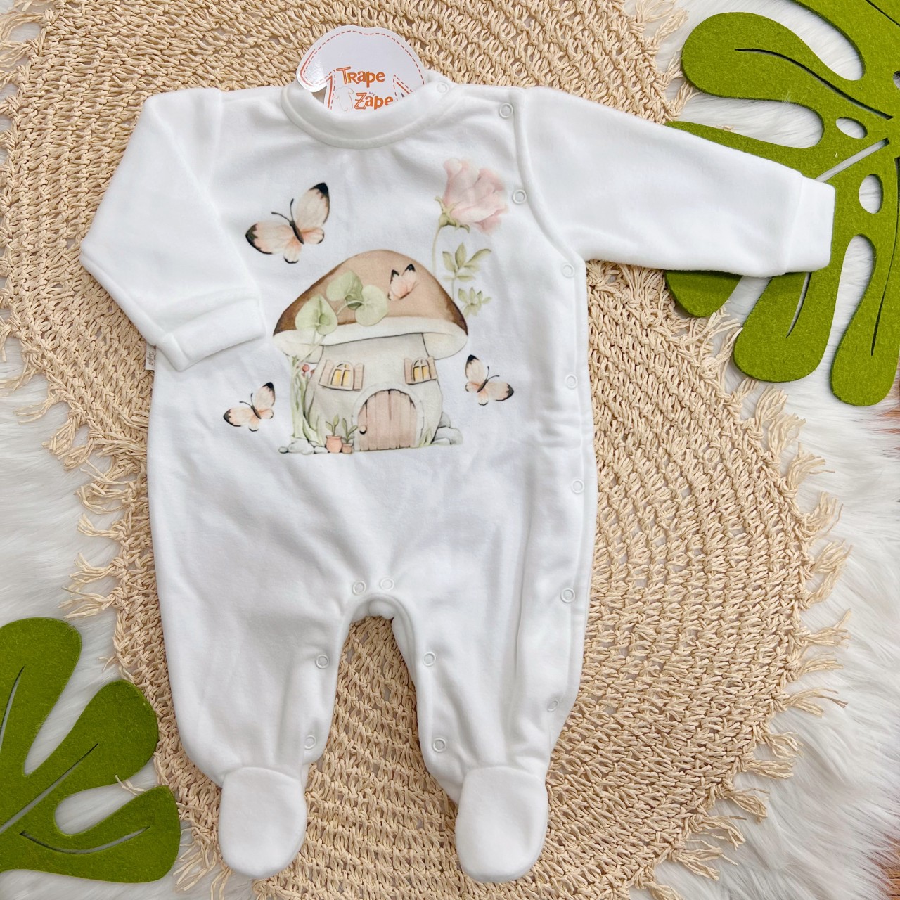 Macacão em Soft Casinha de Cogumelos - Off White e Areia
